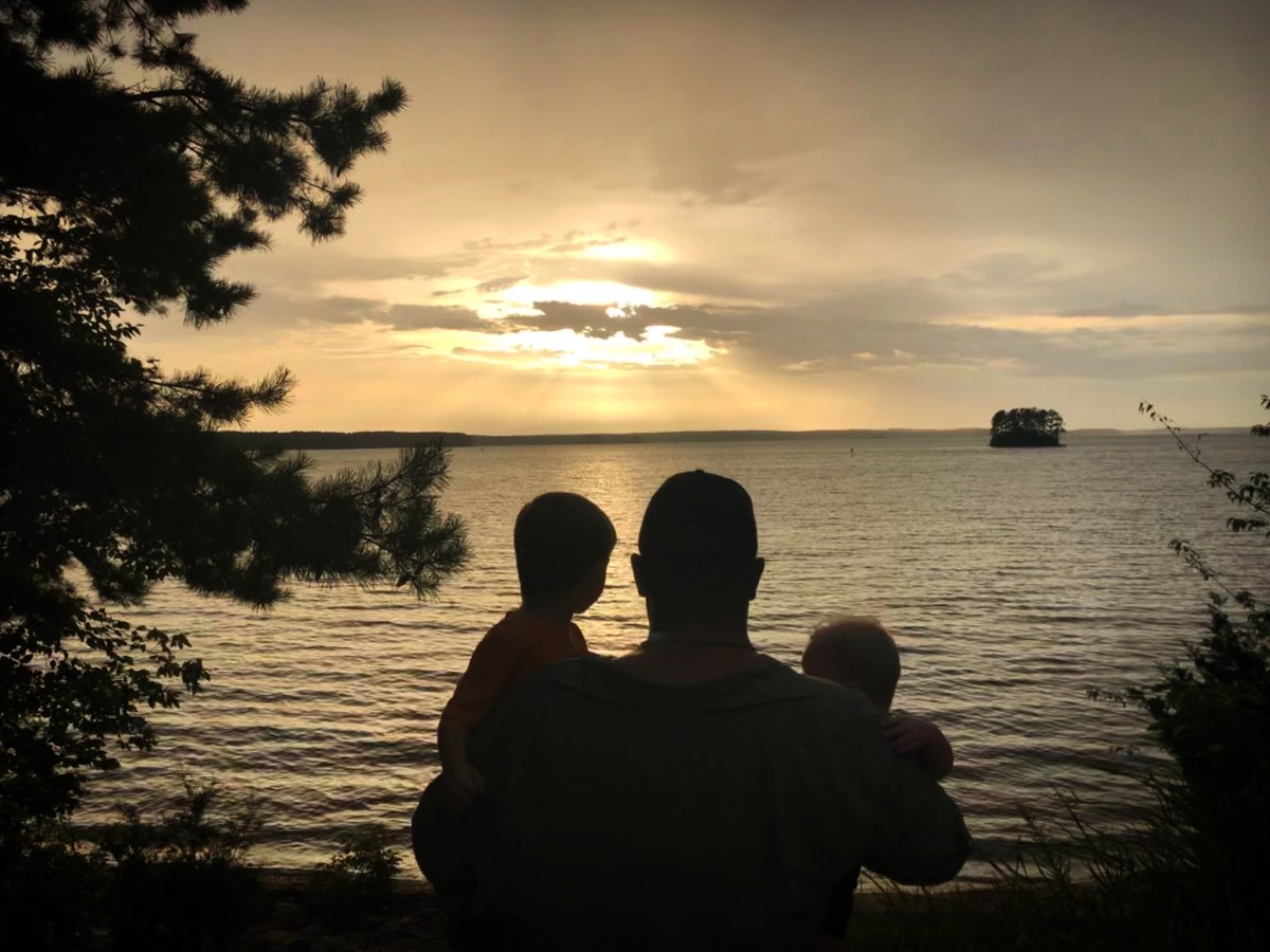 Camping 101: Camping with Kids (+ 10 of our favorite camping with kids&nbsp;products)